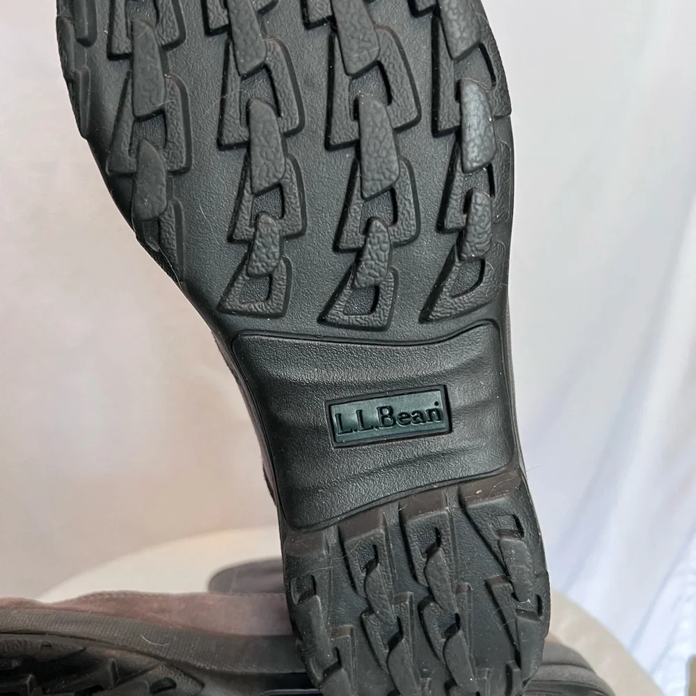 L.L. Bean Men’s Like New Gray Suede Rain & Snow Boots. Size 9 1/2